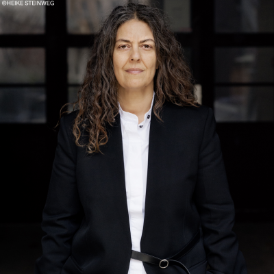 IM HERZEN DER KATZE. Jina Khayyer liest aus ihrem literarischen Deb&uuml;t